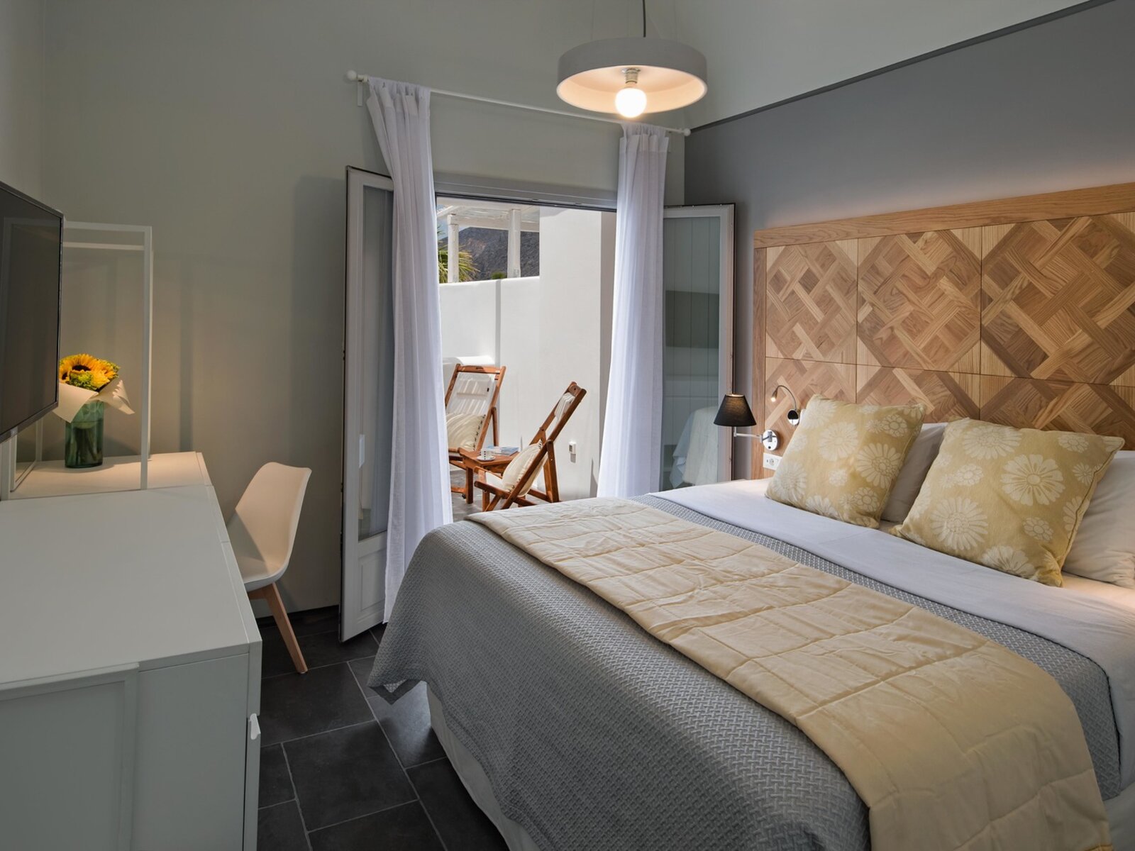 Wohnbeispiel Suite with Balcony/Terrace with Private Whirlpool
