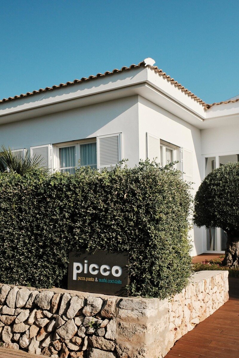 PICCO pizza.pasta & sushi.cocktails