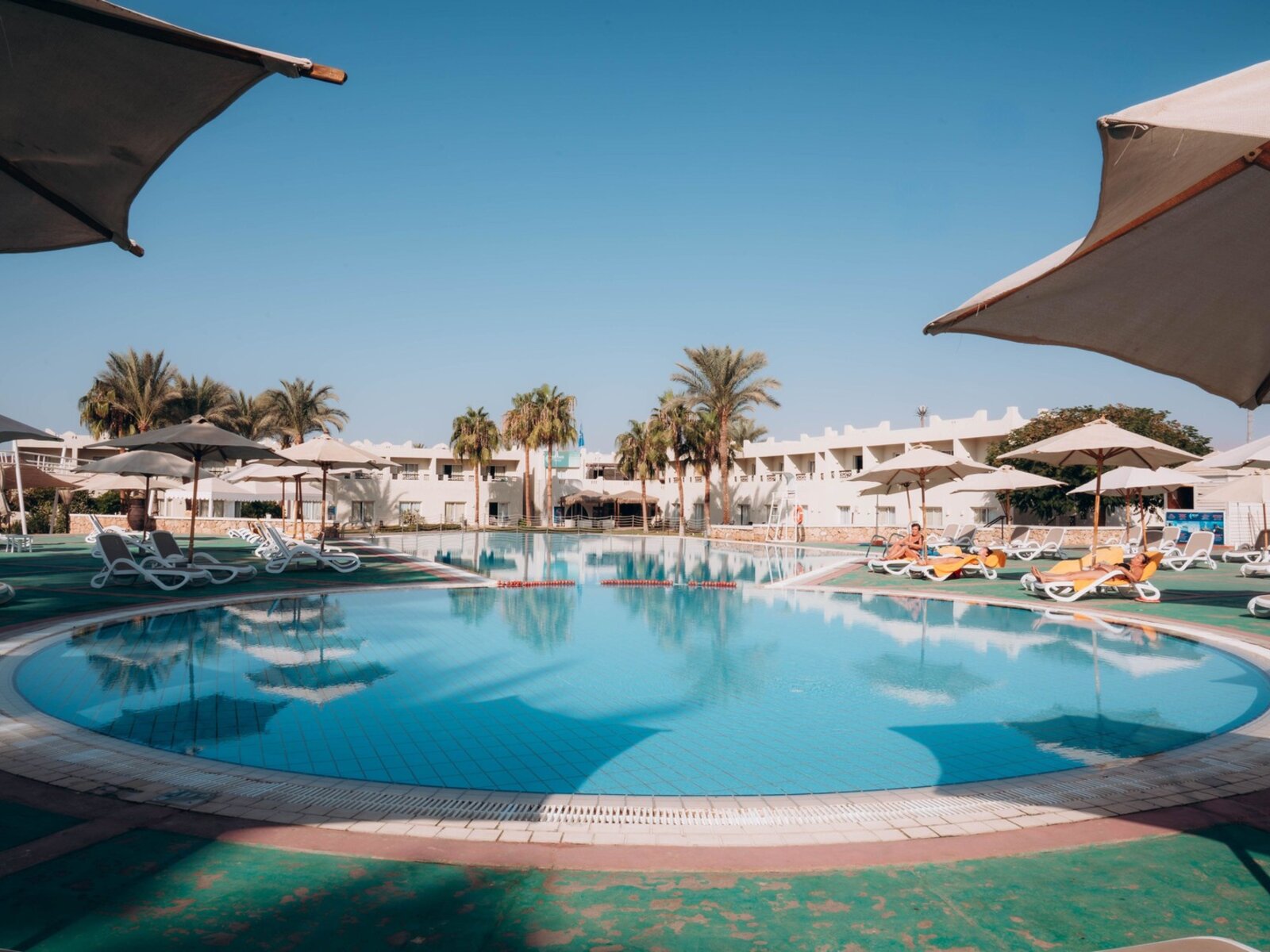 Zill Pool