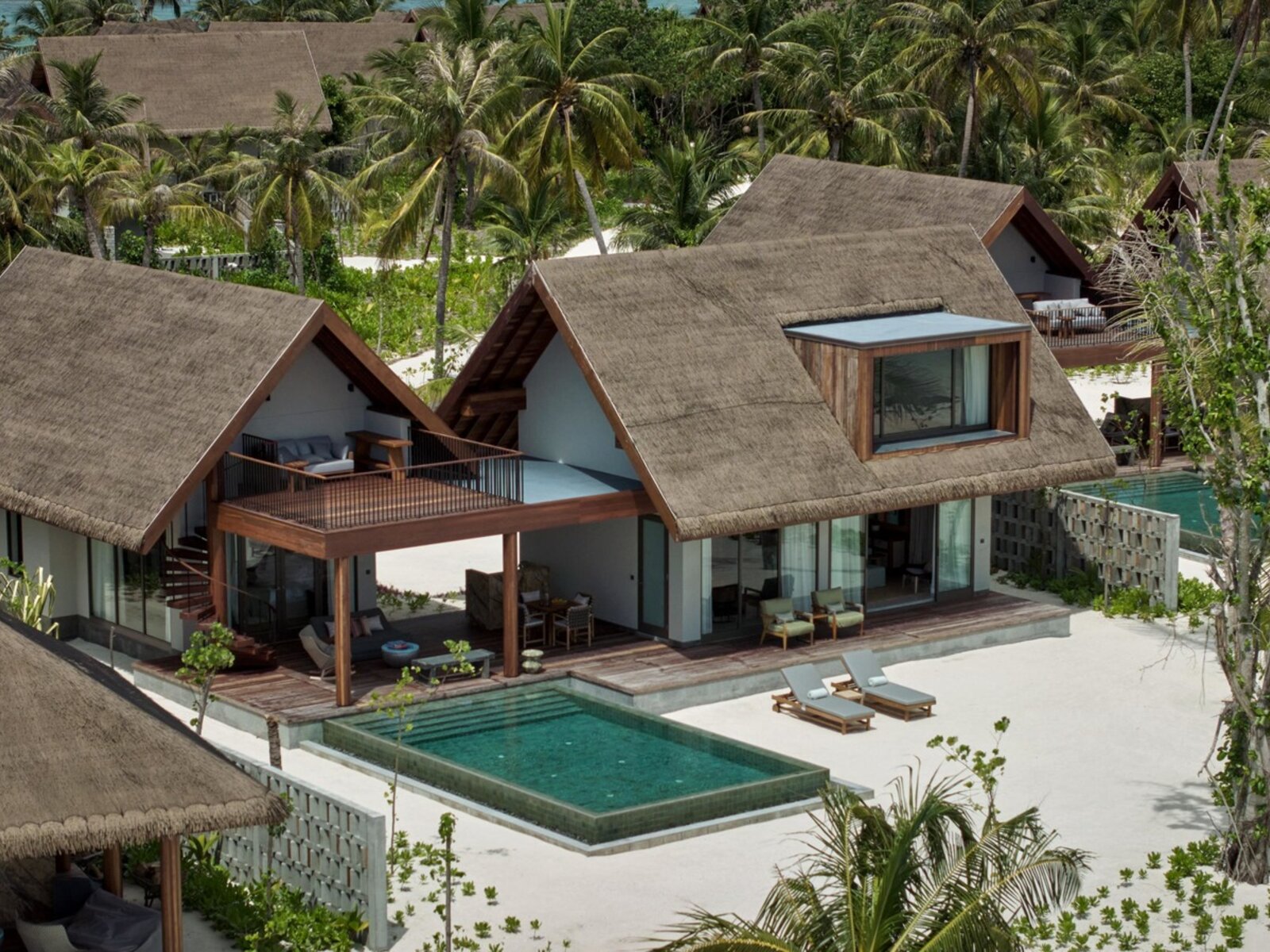 Wohnbeispiel Beach Retreat with Pool