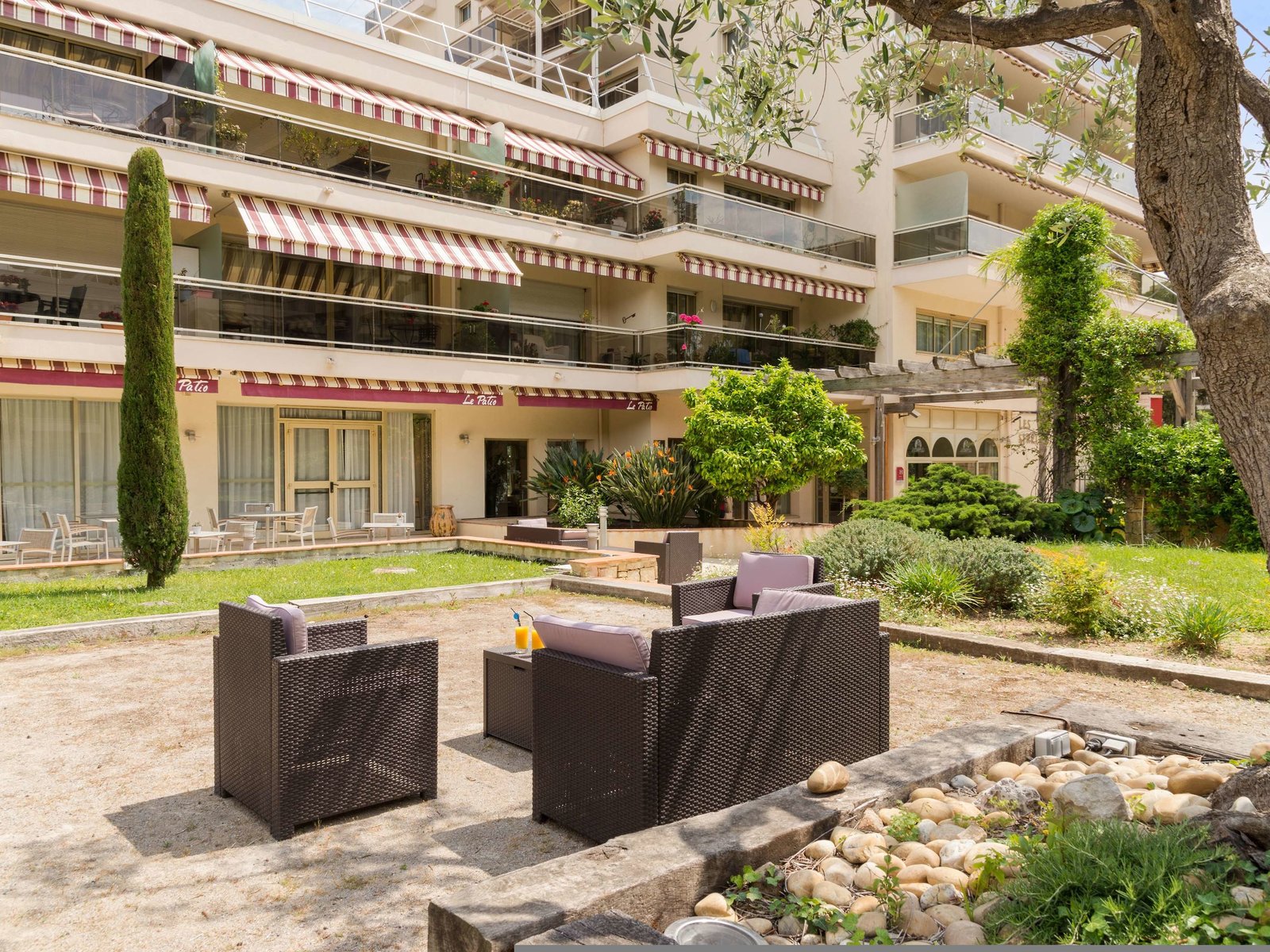 Hotel The Originals Boutique, Hôtel Les Strélitzias, Antibes Ouest in