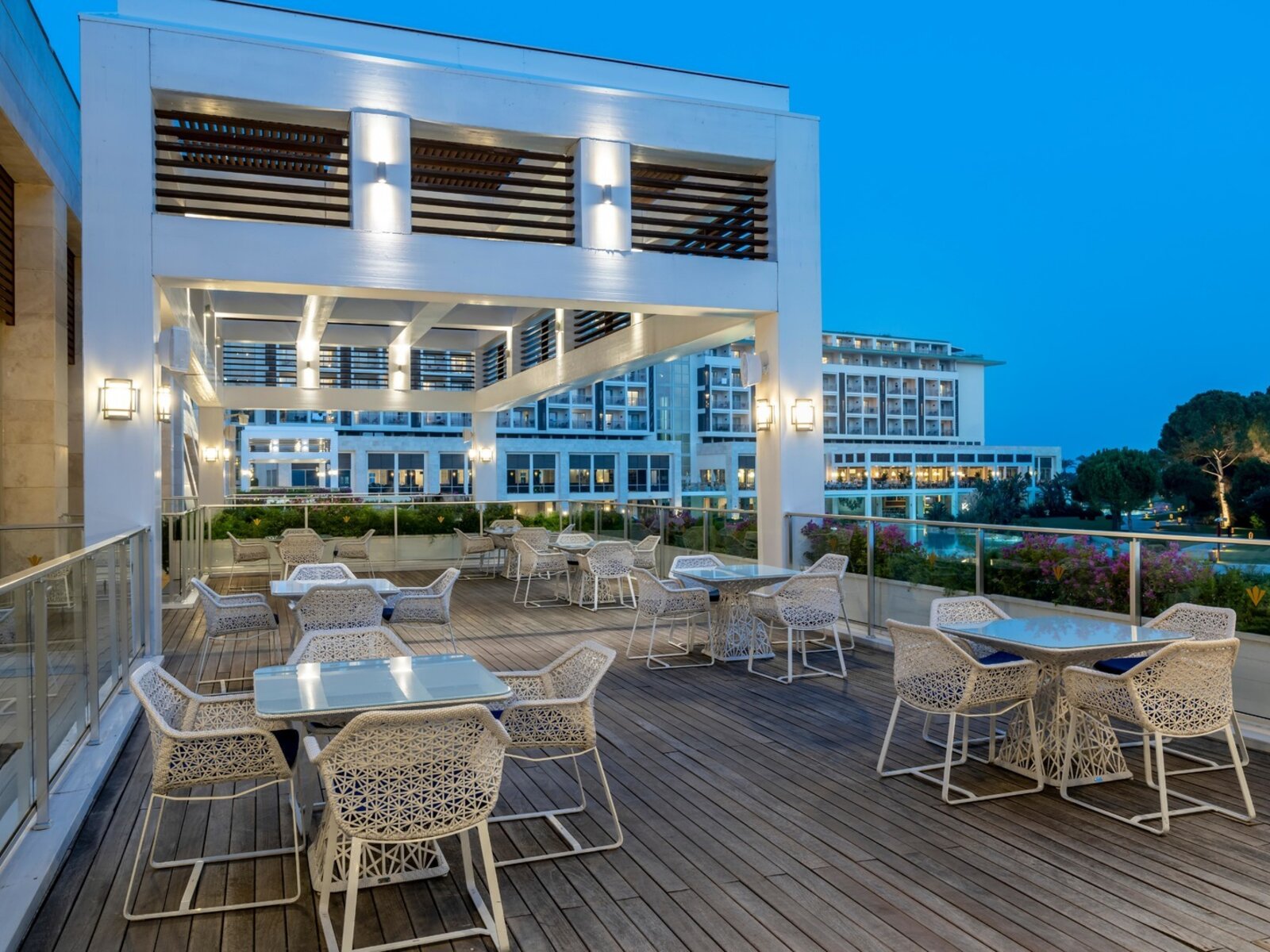 Lobby Bar