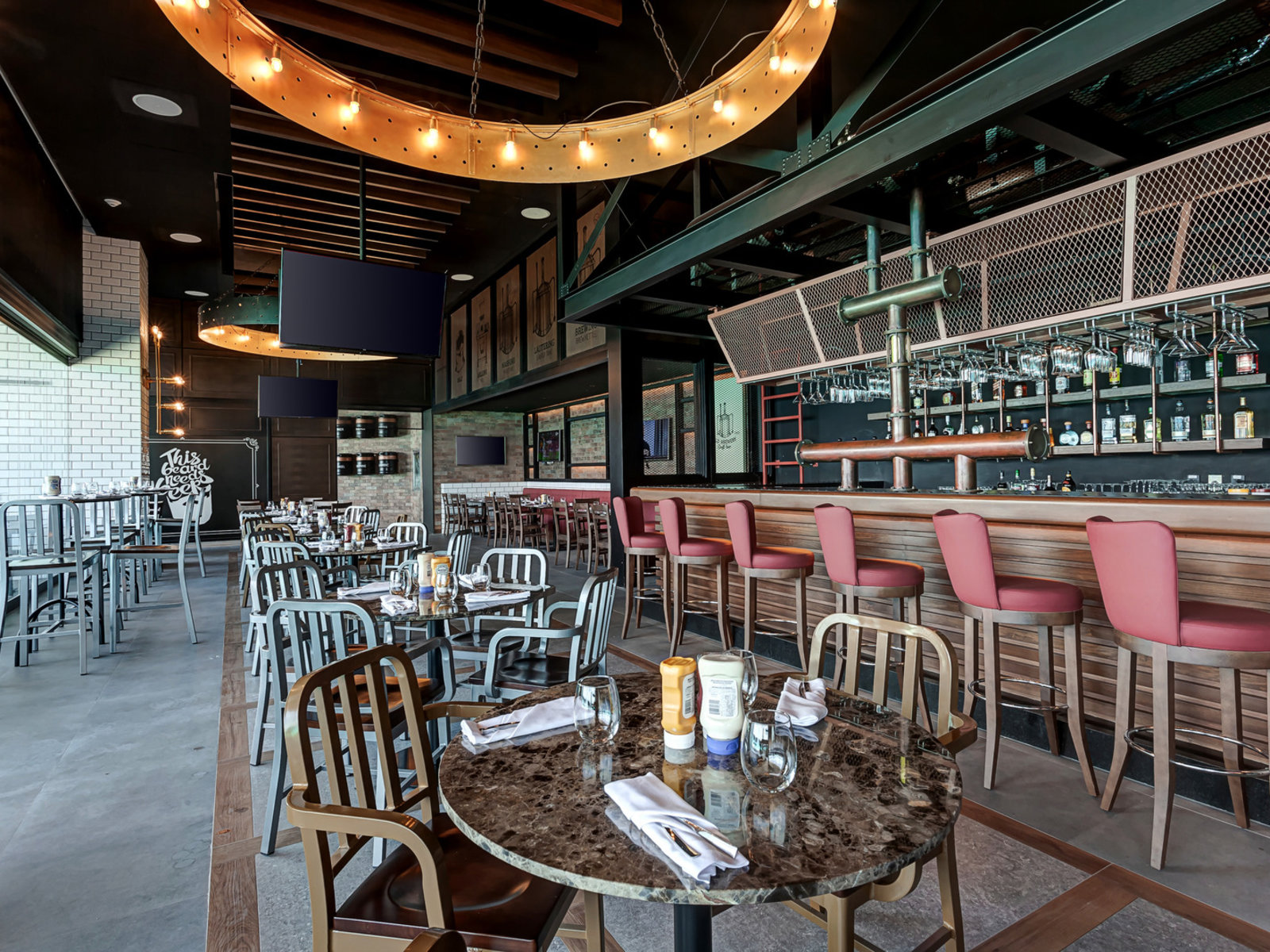 Score Sports Bar & Lounge