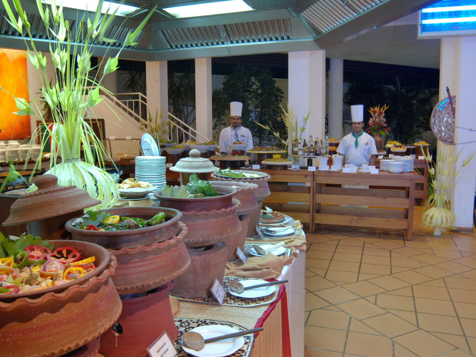 Ayurveda Rest. und Batahira Rest.