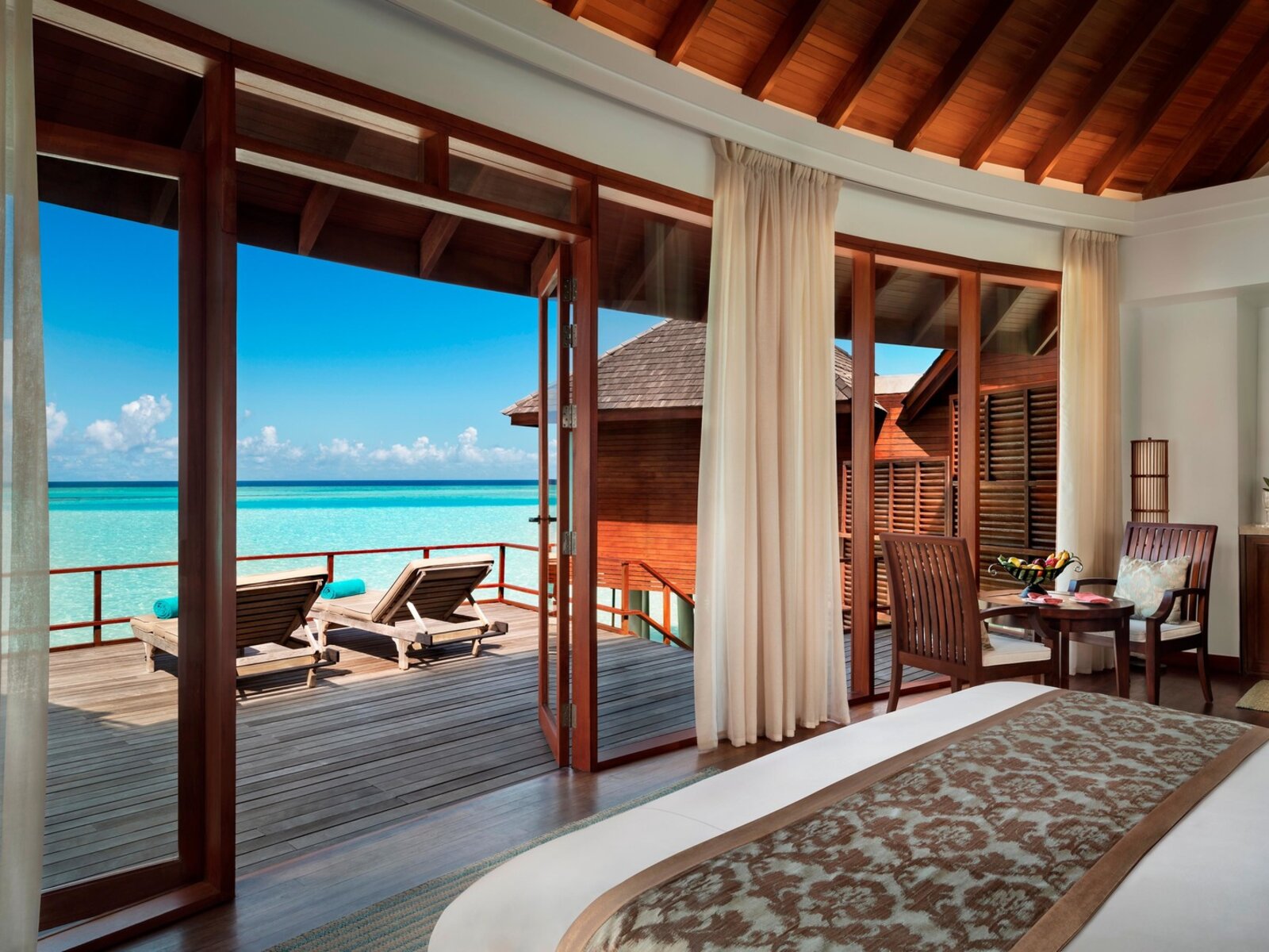 Wohnbeispiel Honeym./Anniv. Anantara Over Water Suite