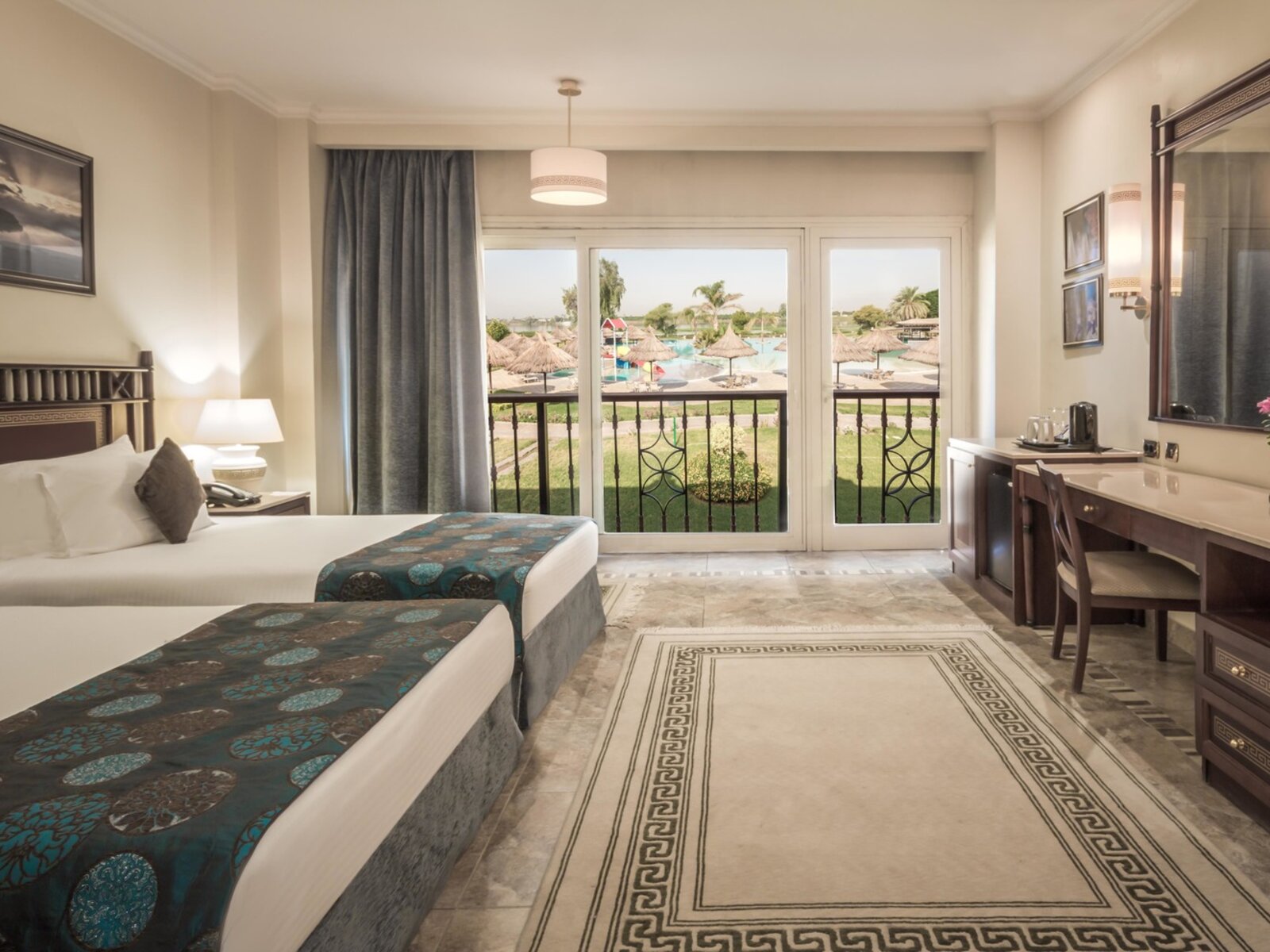 Wohnbeispiel Deluxe Room Nile View