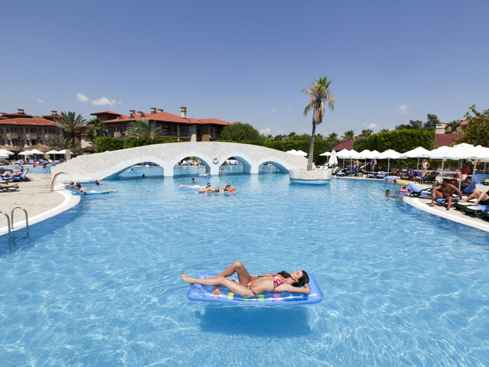 MAIN POOL