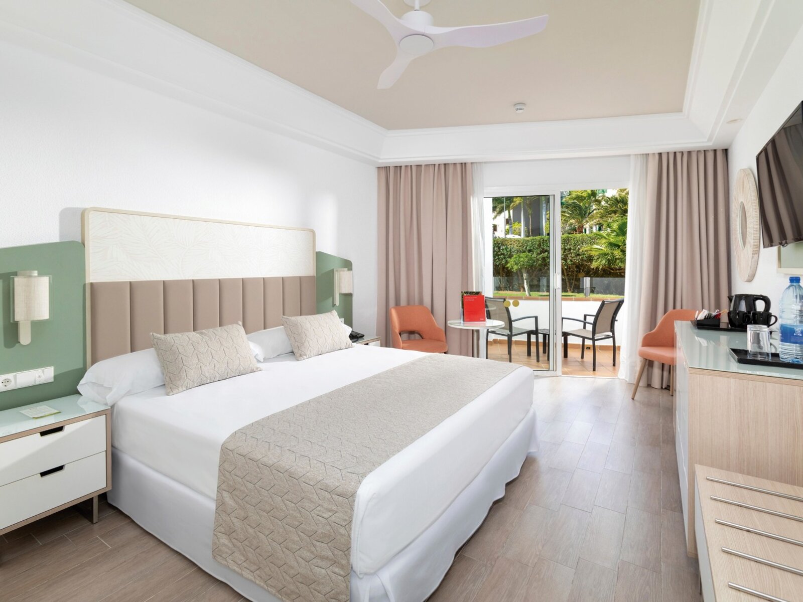 Wohnbeispiel Double Room with Garden View