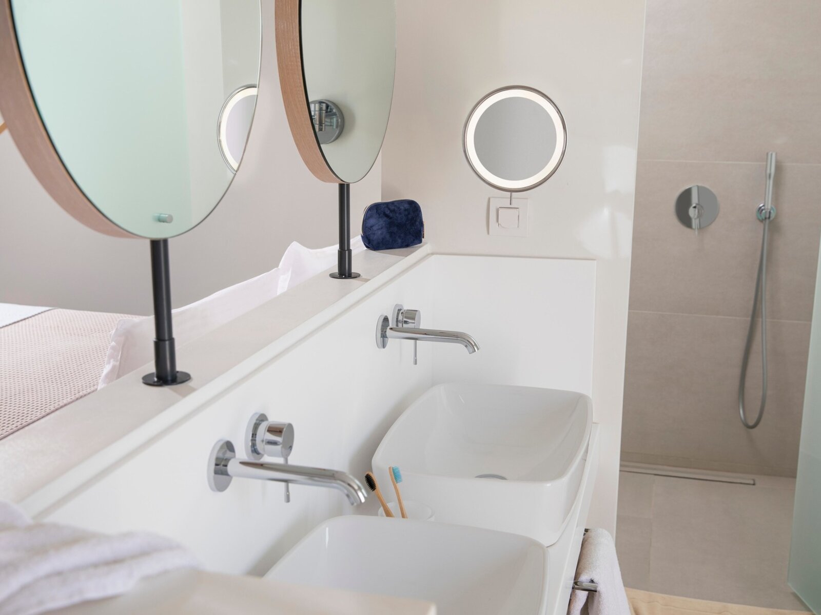 Wohnbeispiel Swim-up double deluxe private whirlpool  terrace