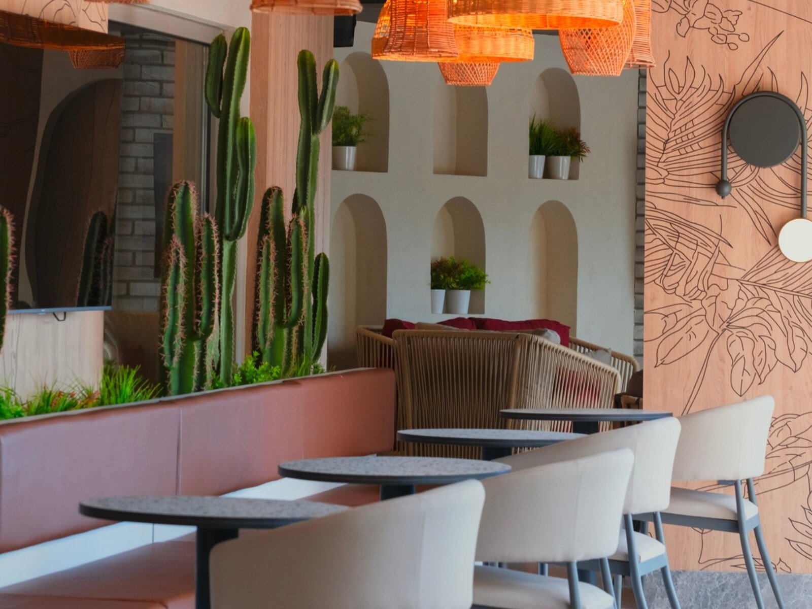 Leo's Cafe - Patisserie