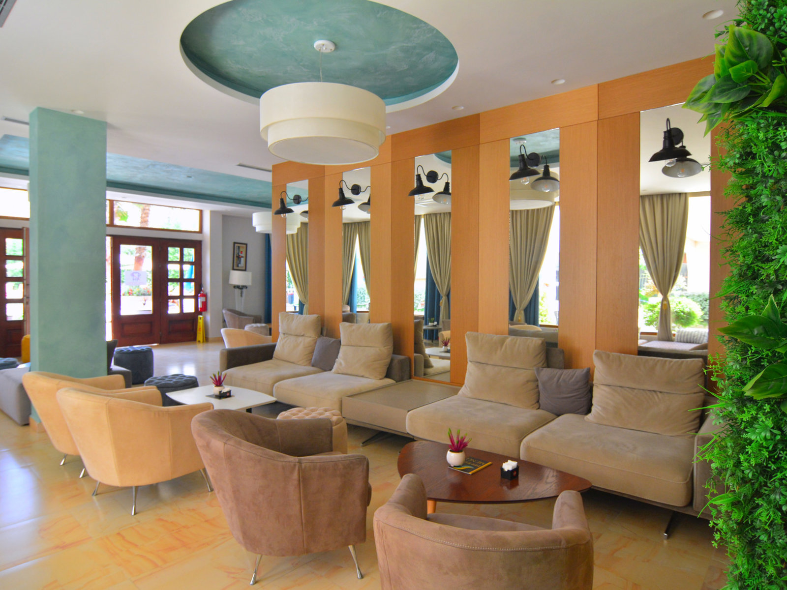 Lobby Bar