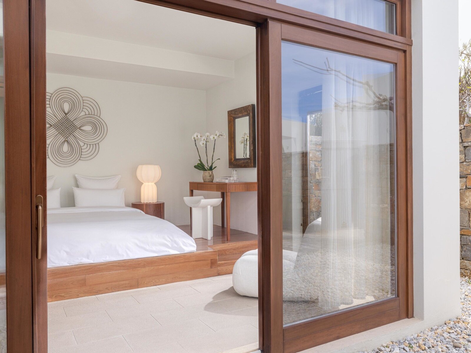 Wohnbeispiel 3-Bedroom Villa Beachfront with Private Pool