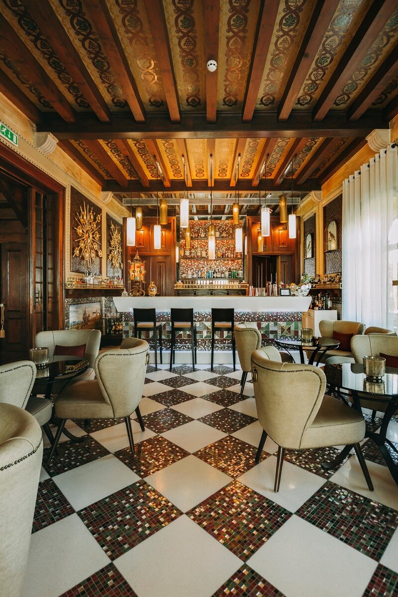 Vista Bar