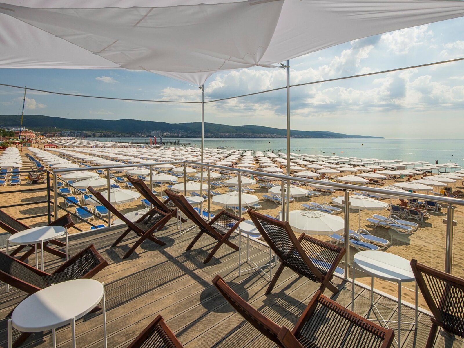 Beach bar(open from 01.06- close 15.09)