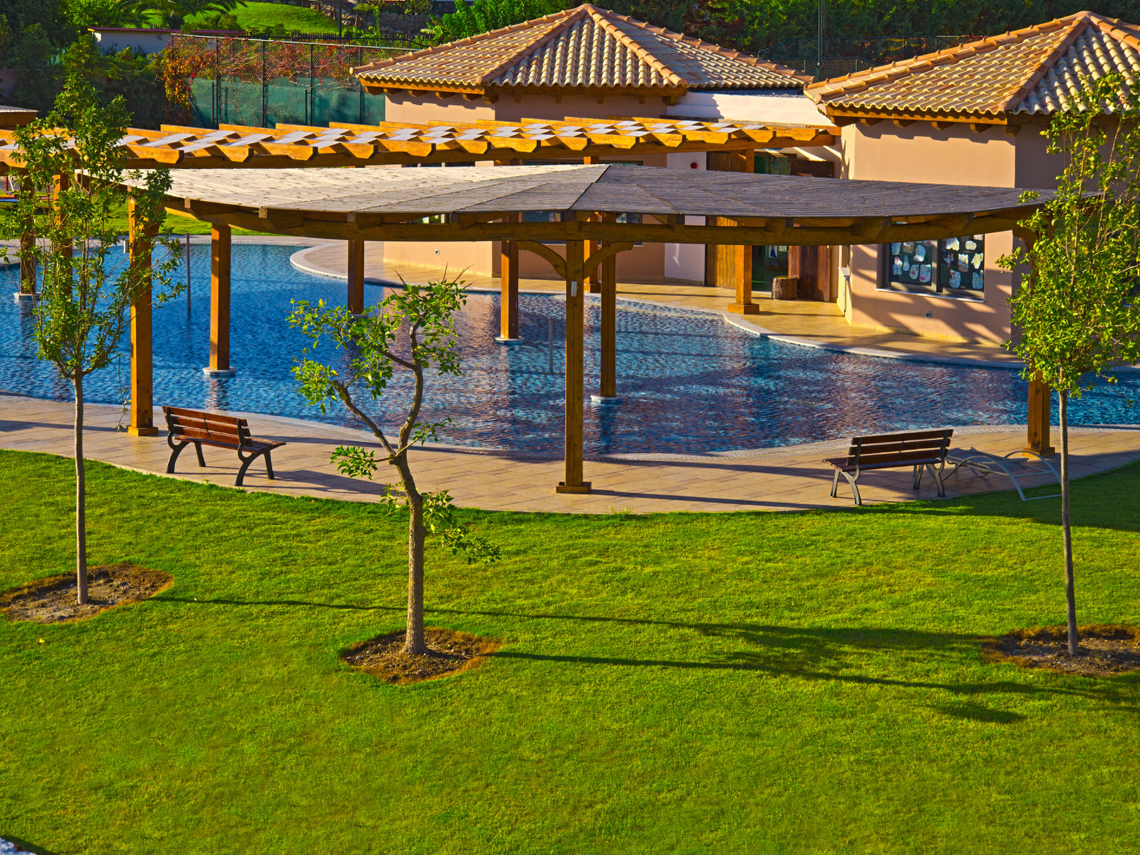 MINI CLUB OUTDOOR POOL