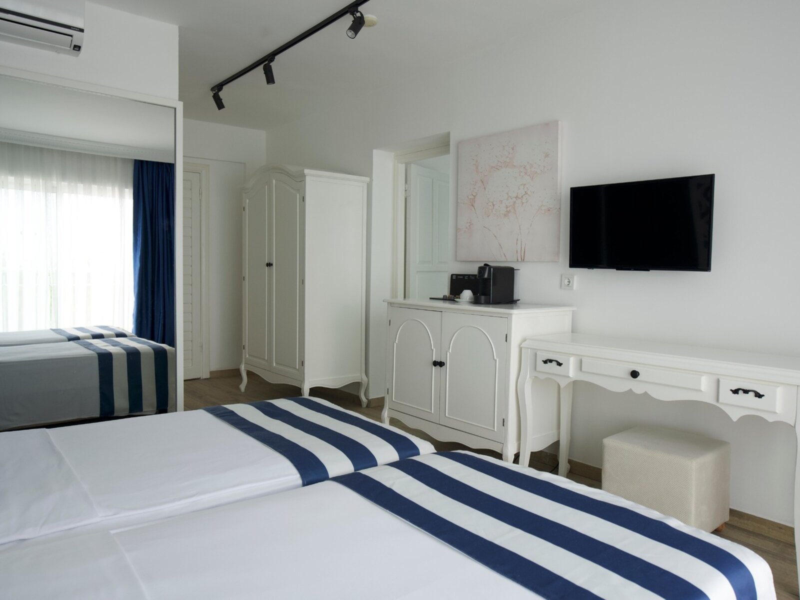 Wohnbeispiel Club Family Room