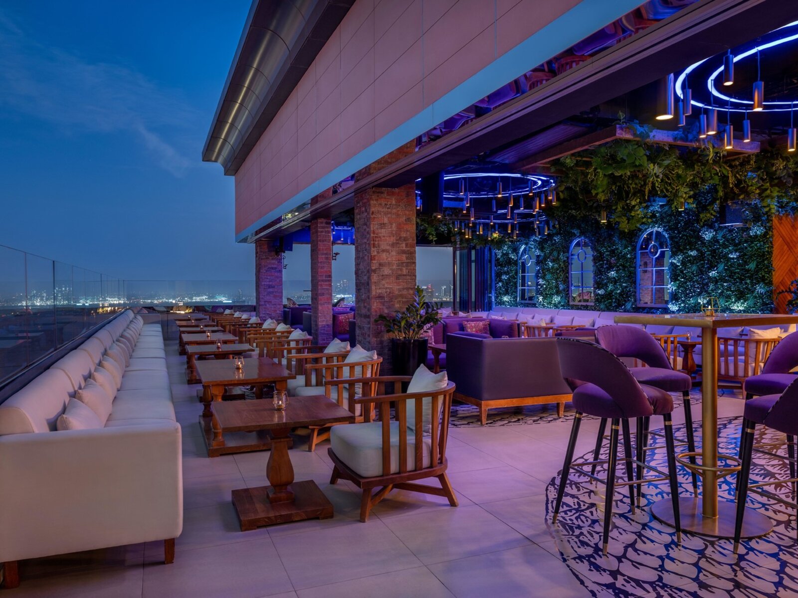 Eve Penthouse & Lounge