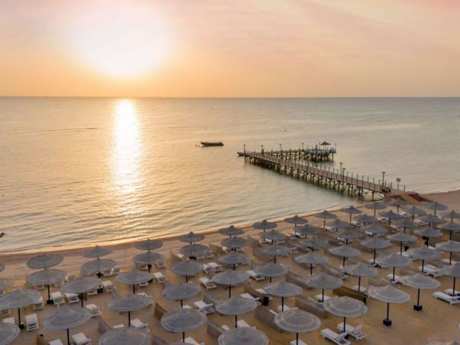 Fantazia Resort Beach