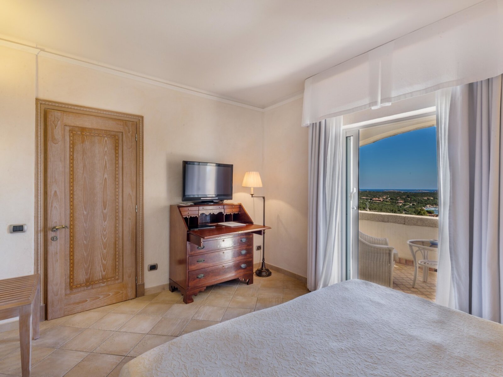 Wohnbeispiel Deluxe Junior Suite with Private Pool