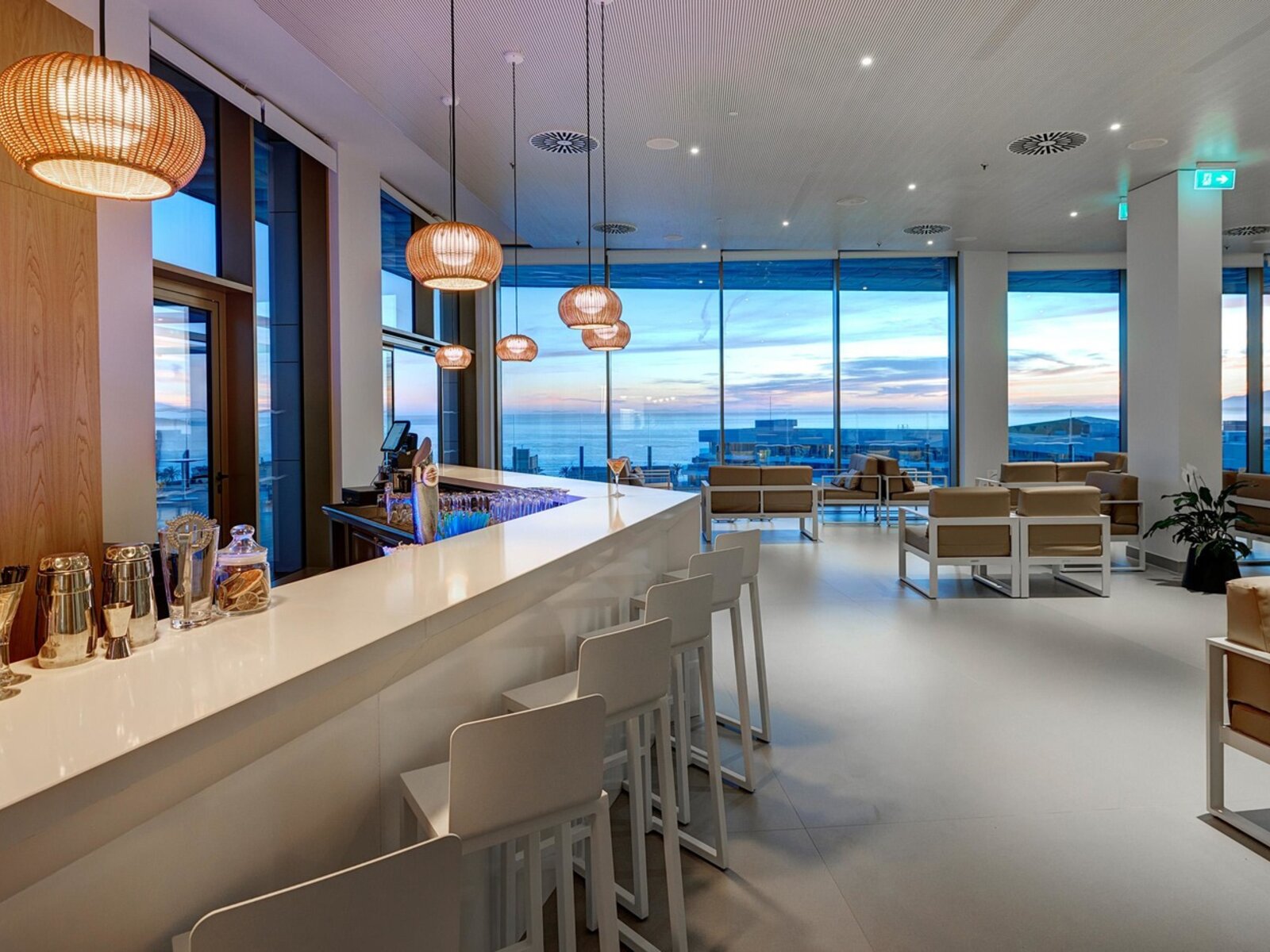 Heaven Rooftop Bar