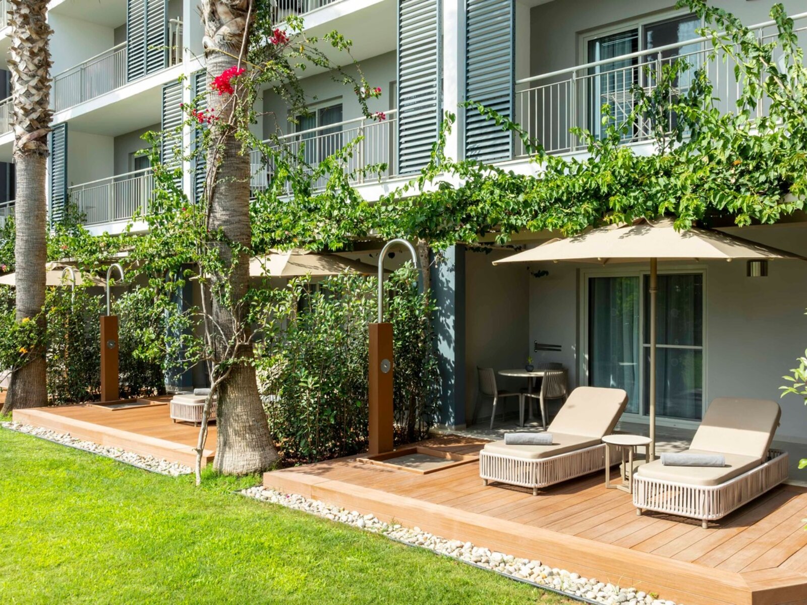 Deluxe Suite Relax Garden Terrace