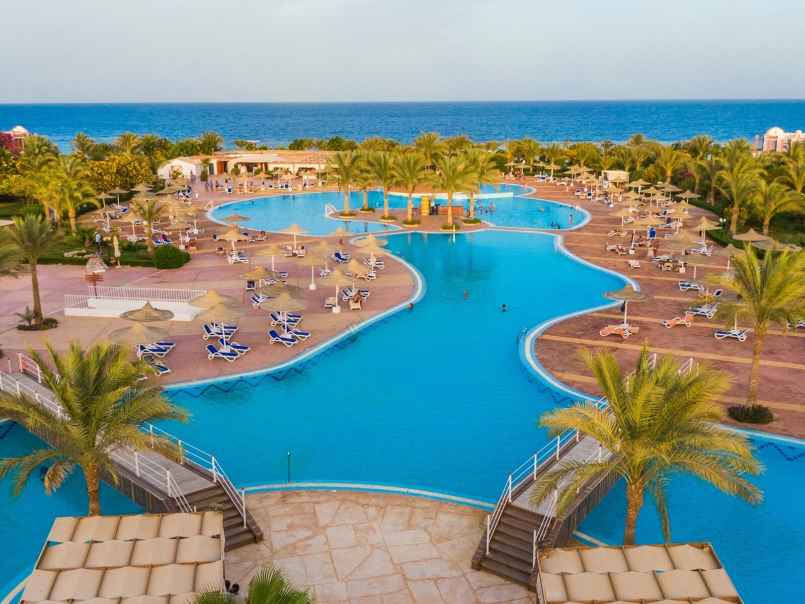 Big Standard Pool
