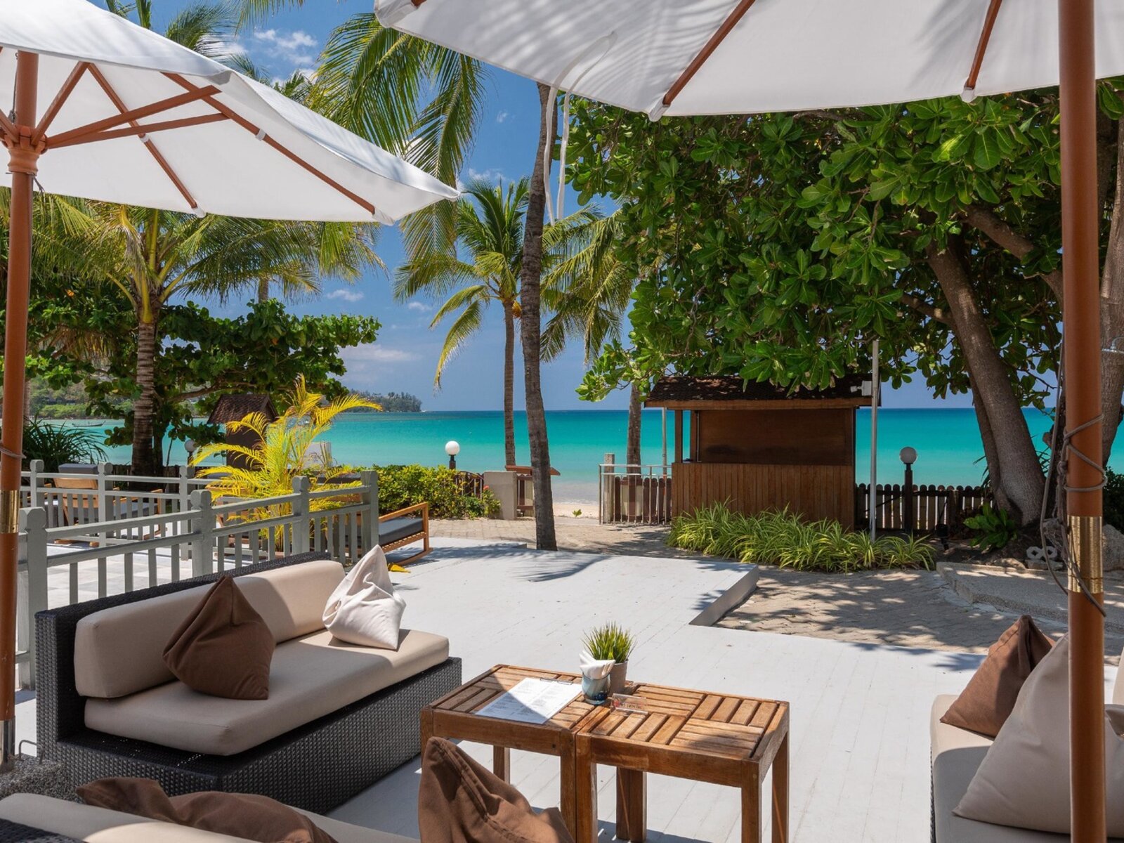 Restaurant by the sea
