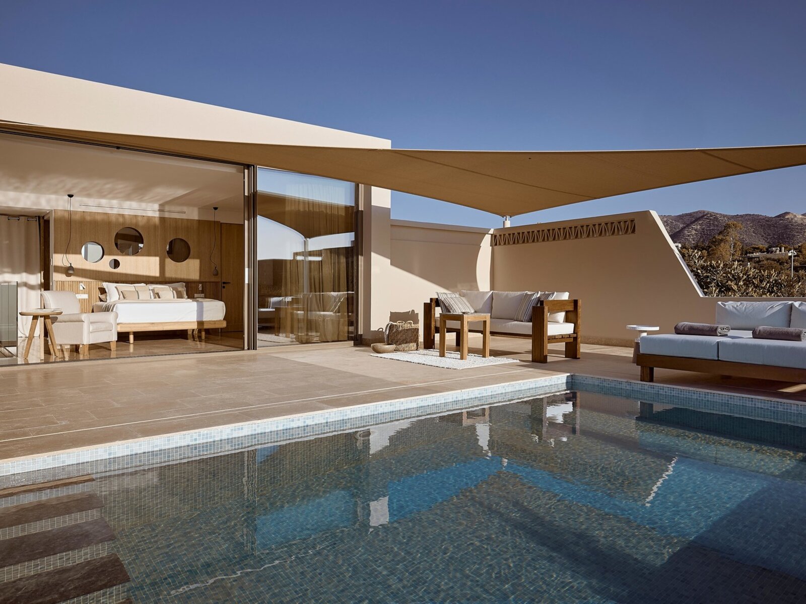 Wohnbeispiel Olives  Sea Suite 2-Bedroom Private Pool Sea/Harbour View