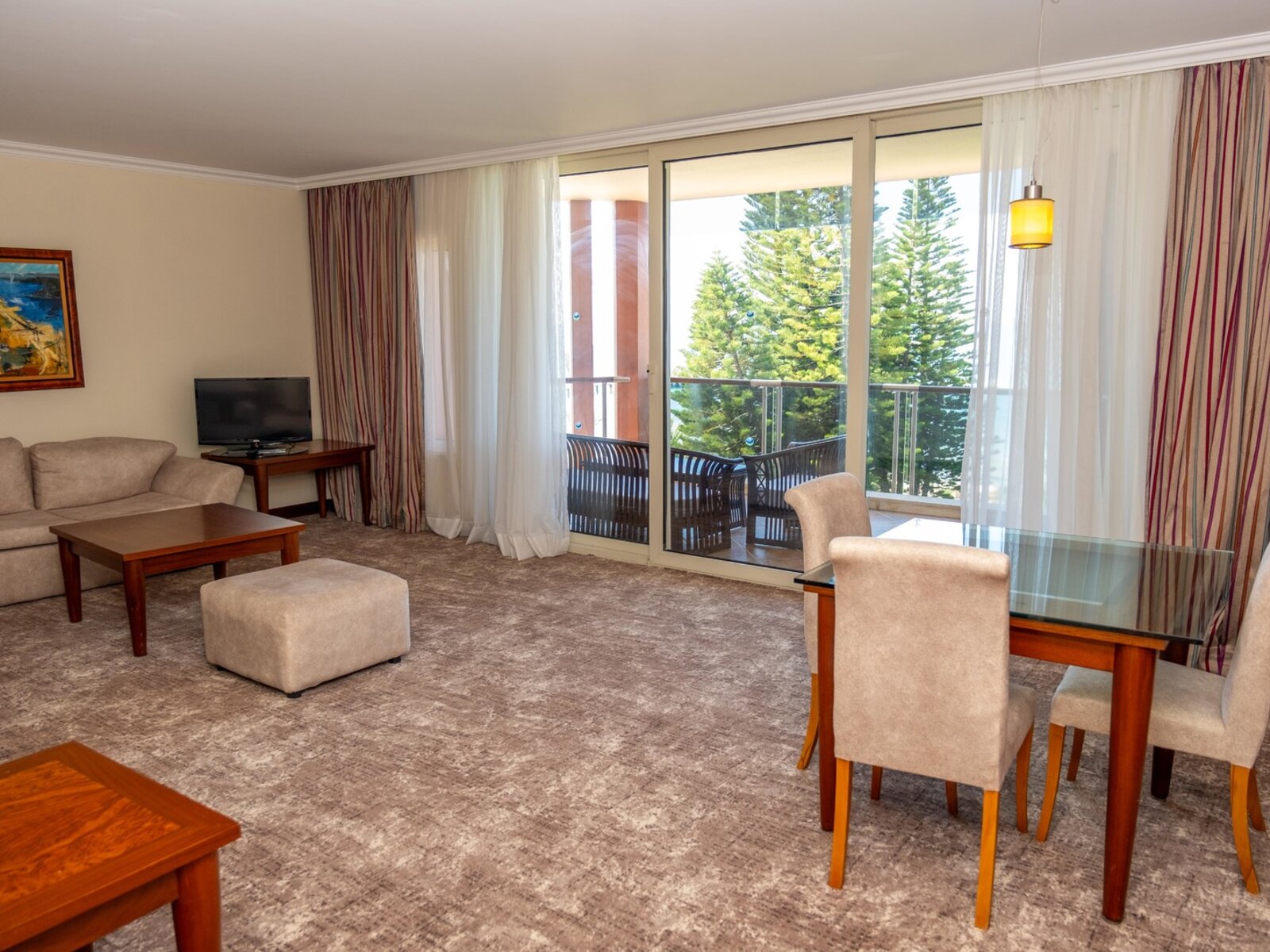 Wohnbeispiel Suite Room