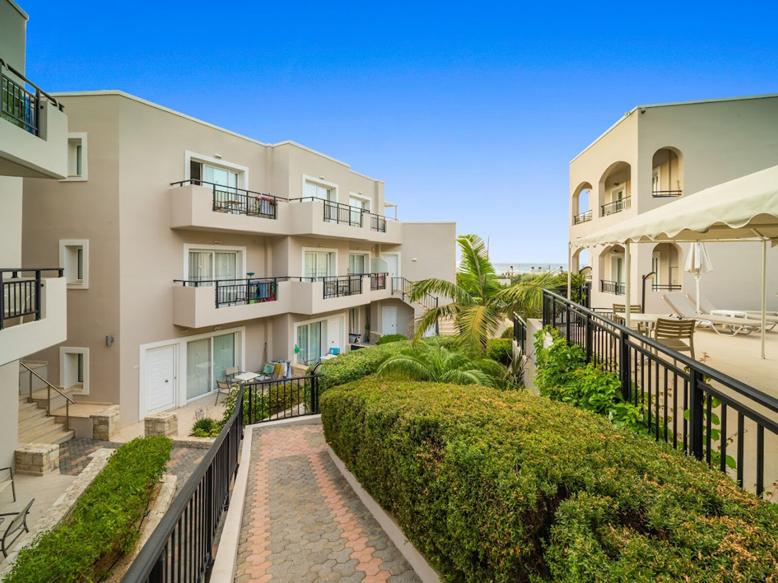 Hotel Rainbow Apartments in Stalis günstig buchen bei