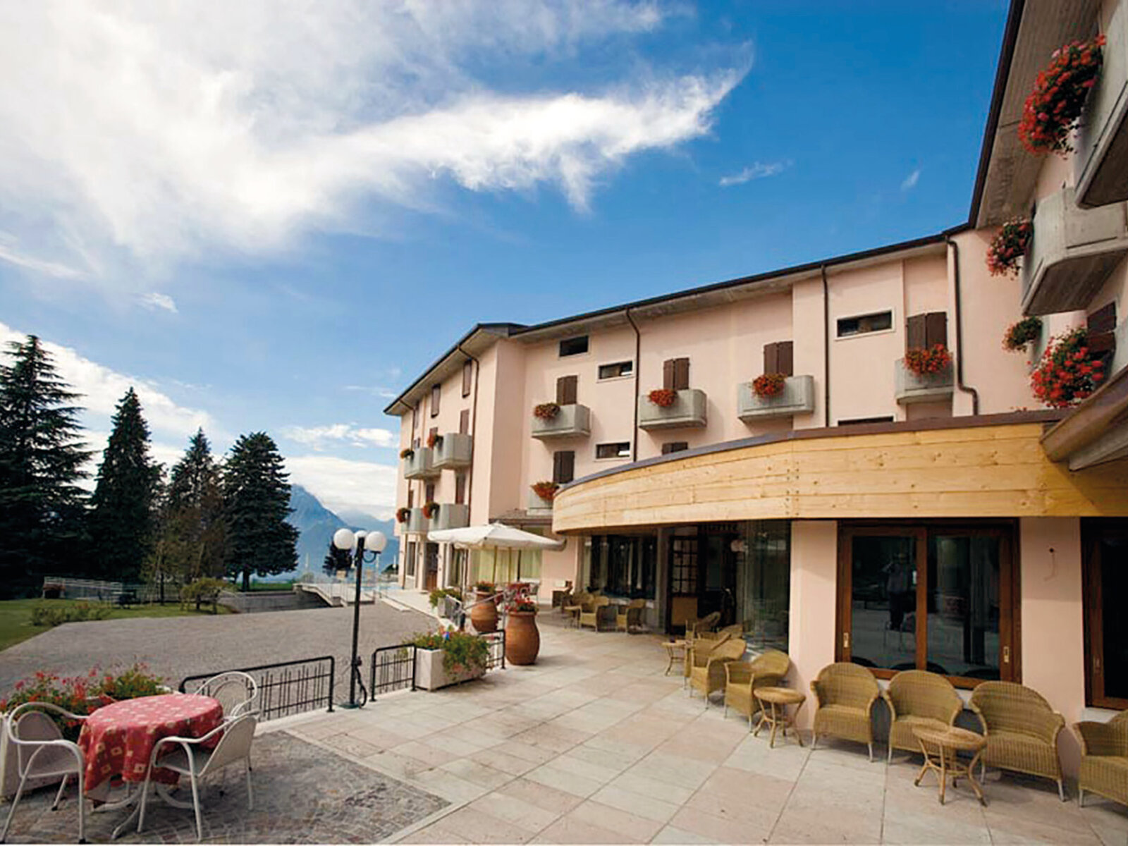 Hotel Albergo Sole in San Zeno di Montagna günstig buchen bei