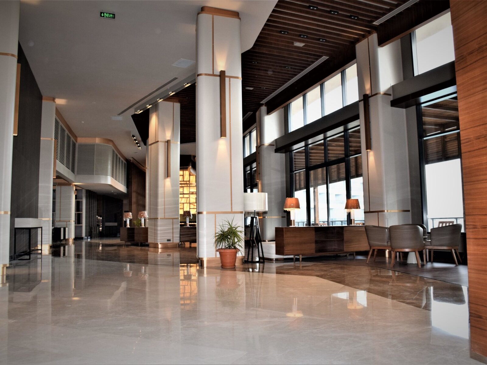 Lobby Bar