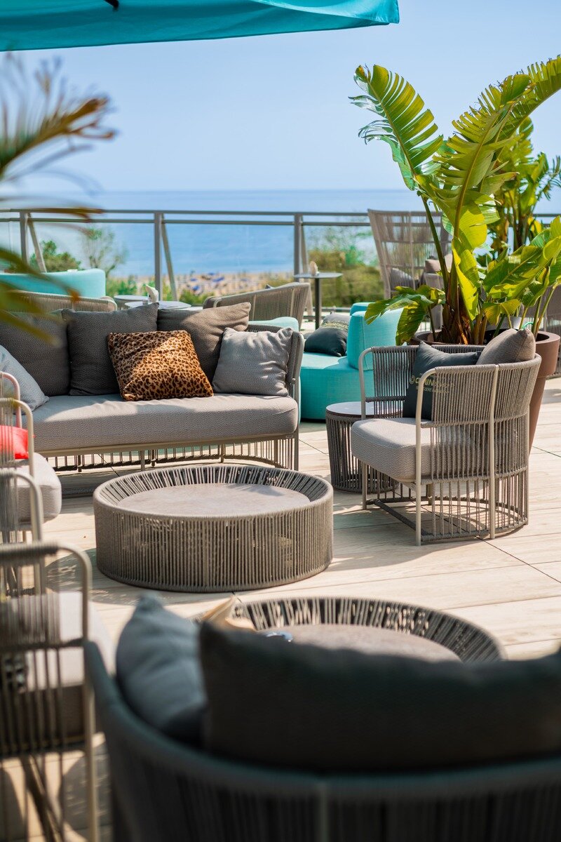 Unique Rooftop and Lounge