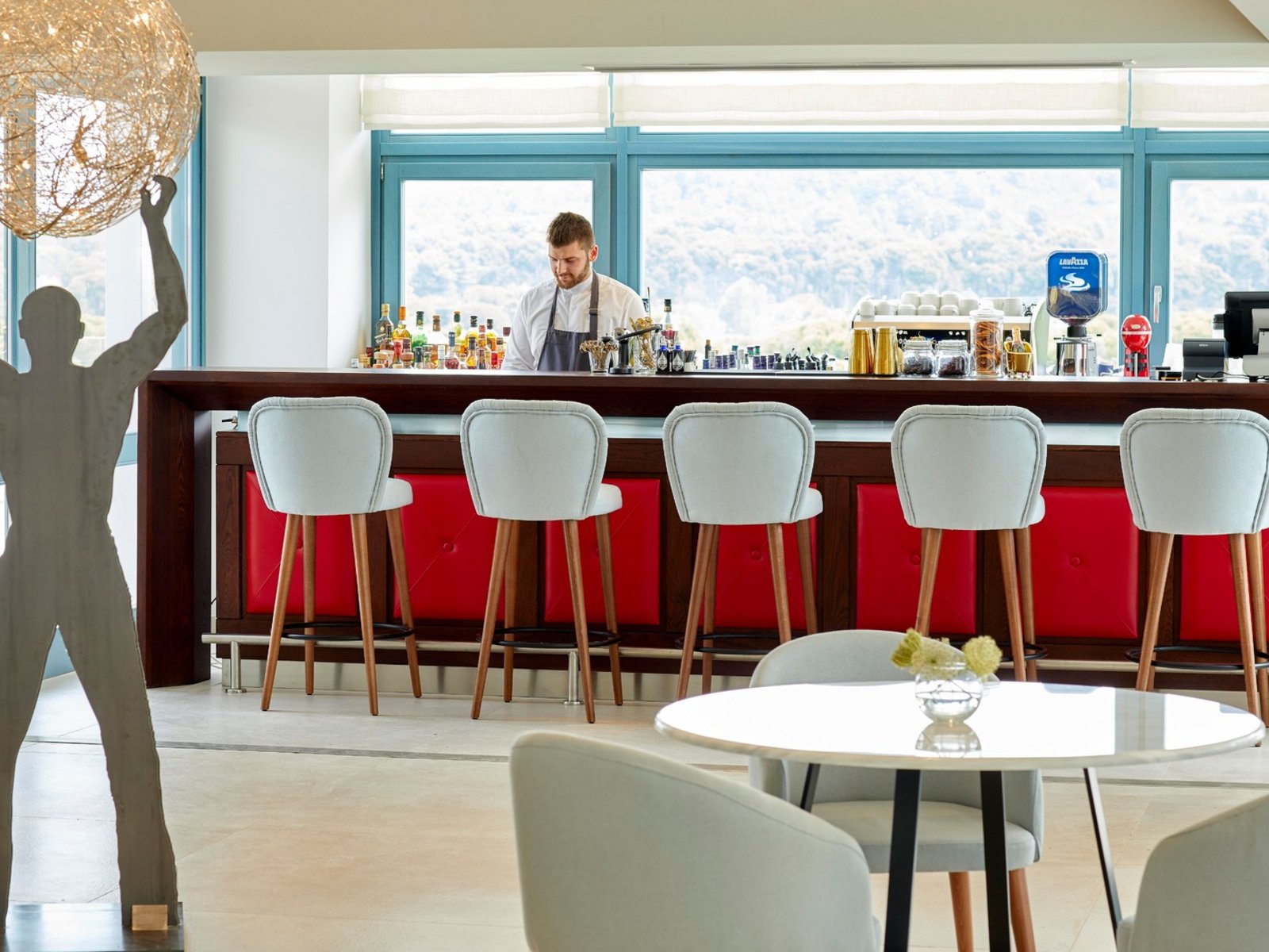 Elevate Bar