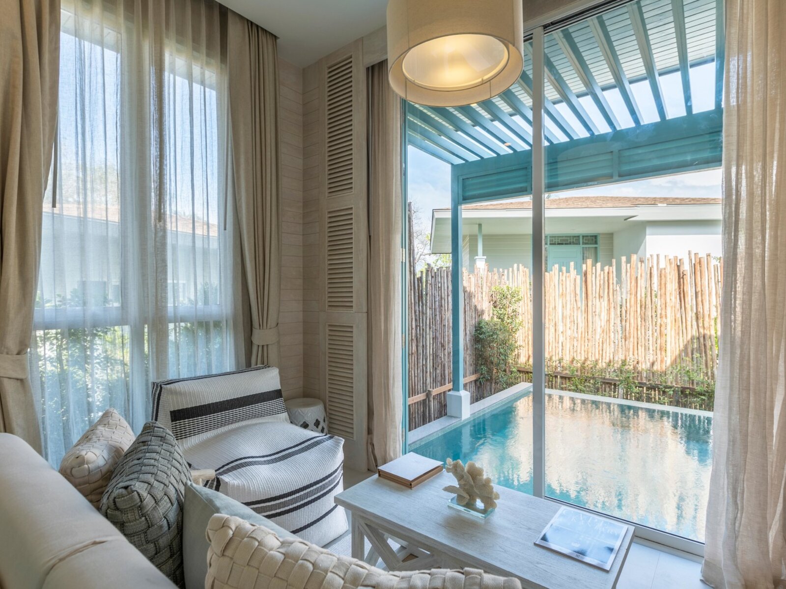 Wohnbeispiel Pool Villa