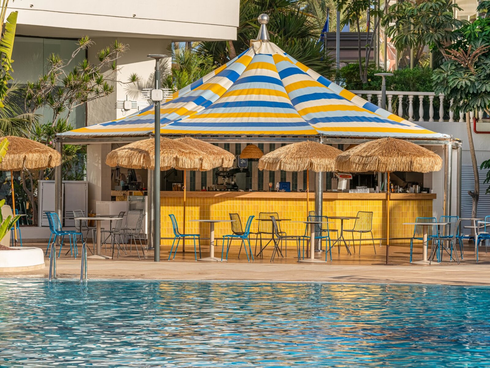Kiosko Pool Bar