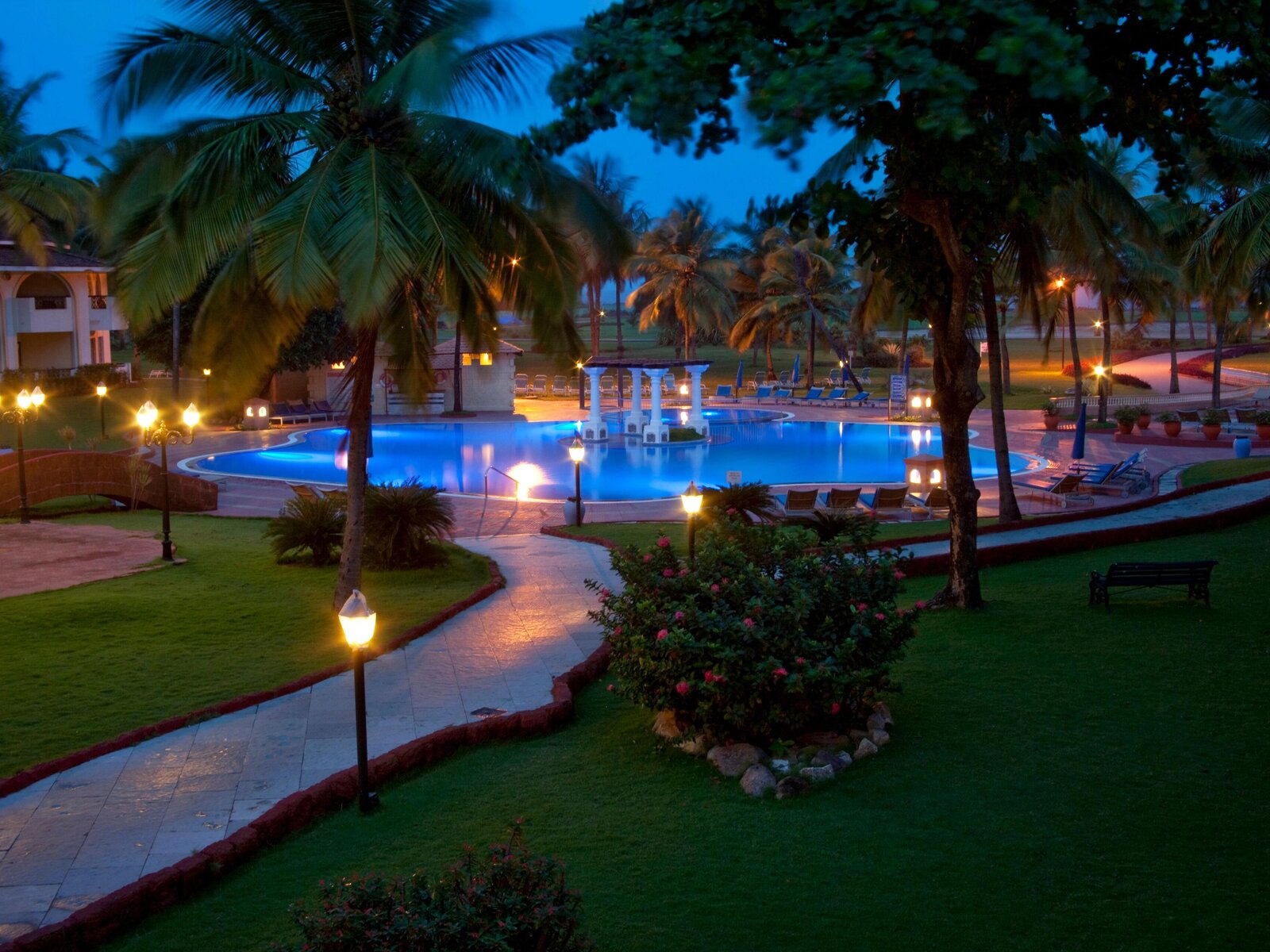 Pool