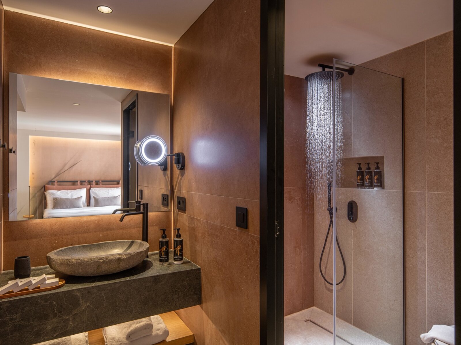 Wohnbeispiel Signature Design Suite