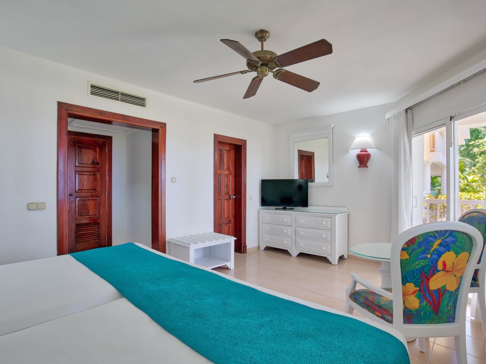 Wohnbeispiel Superior Room Ocean Front