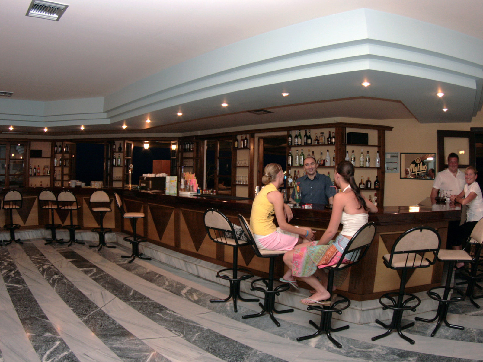 Bar
