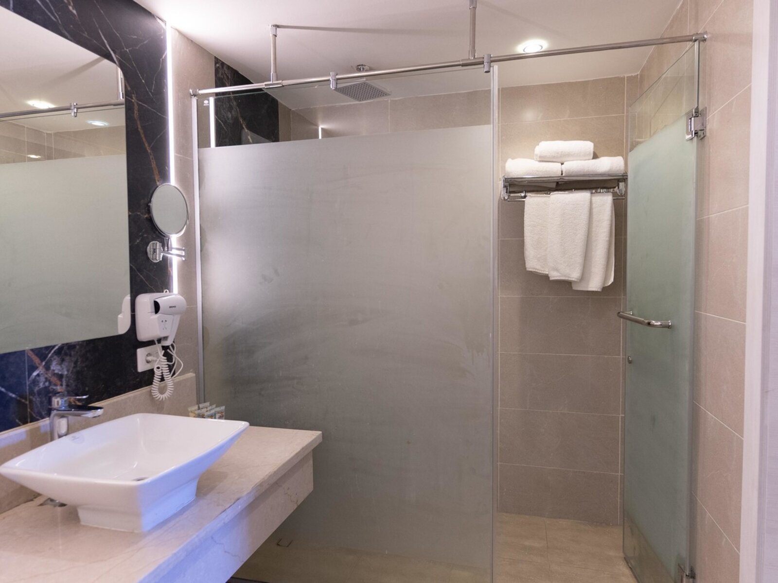Wohnbeispiel Deluxe Junior Suite