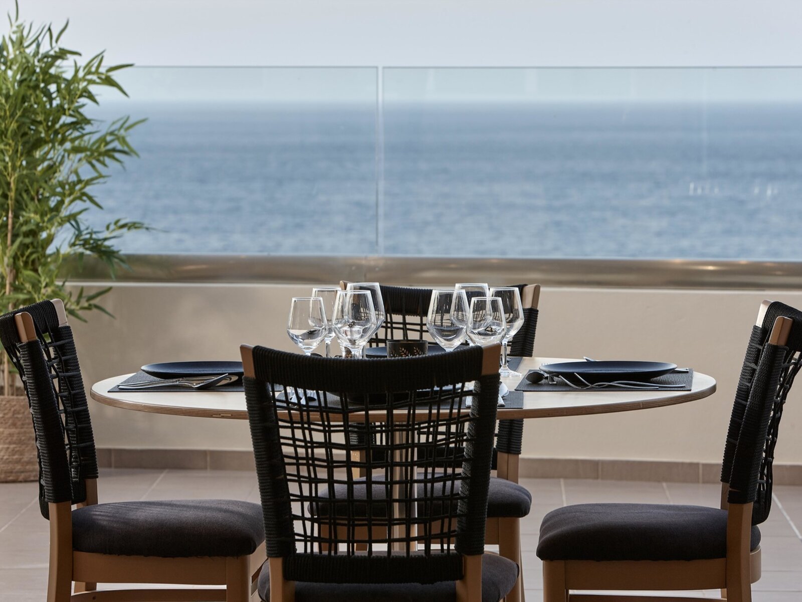 Roca Greek Creative Cuisine