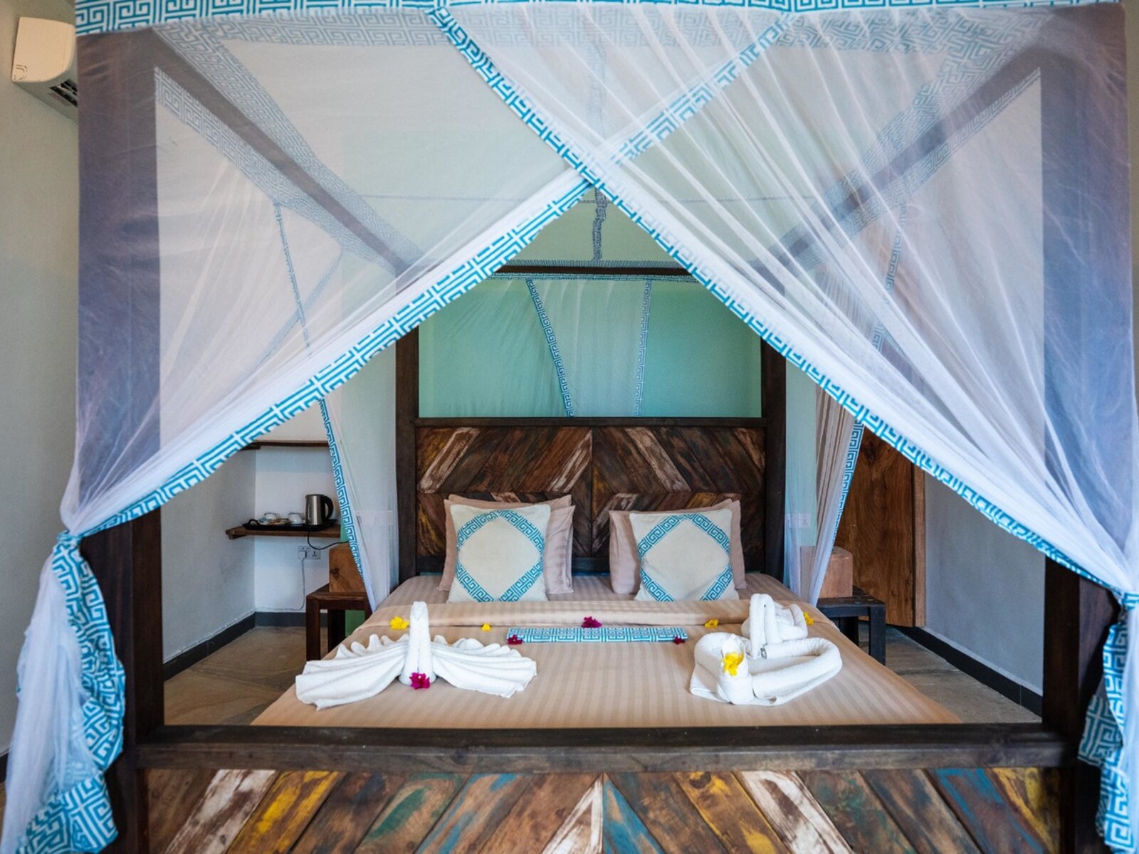Wohnbeispiel Suite Room Mangrove/Pool View