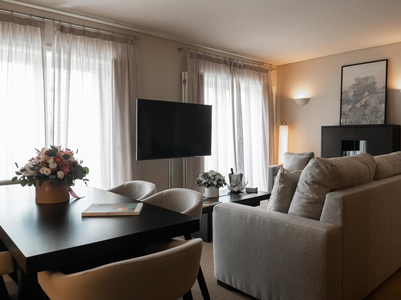 Wohnbeispiel Elite Sapphire 2 Bedroom Residence