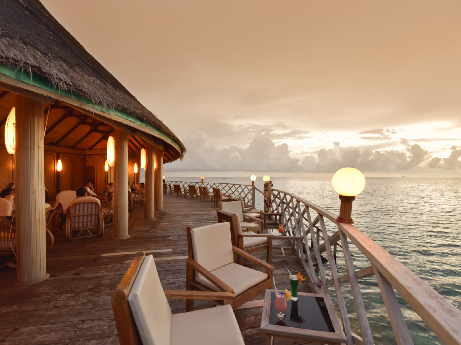 Sun Down Bar