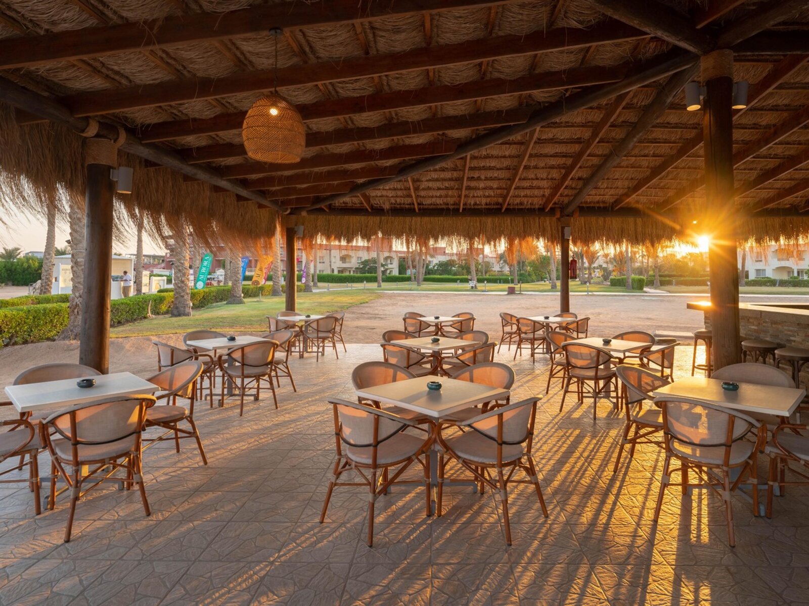 Boho Beach Bar