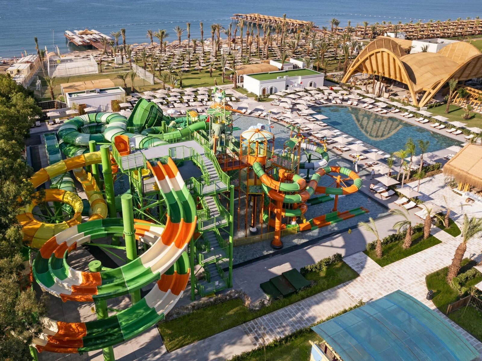 AQUAPARK POOL