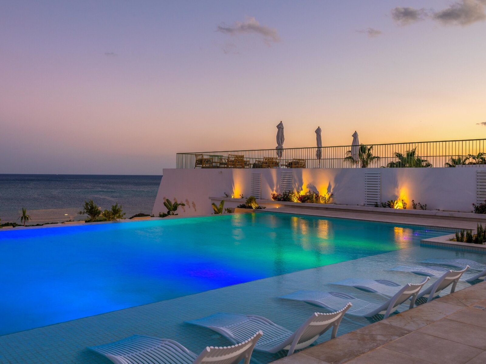 Heated Lagoon Pool