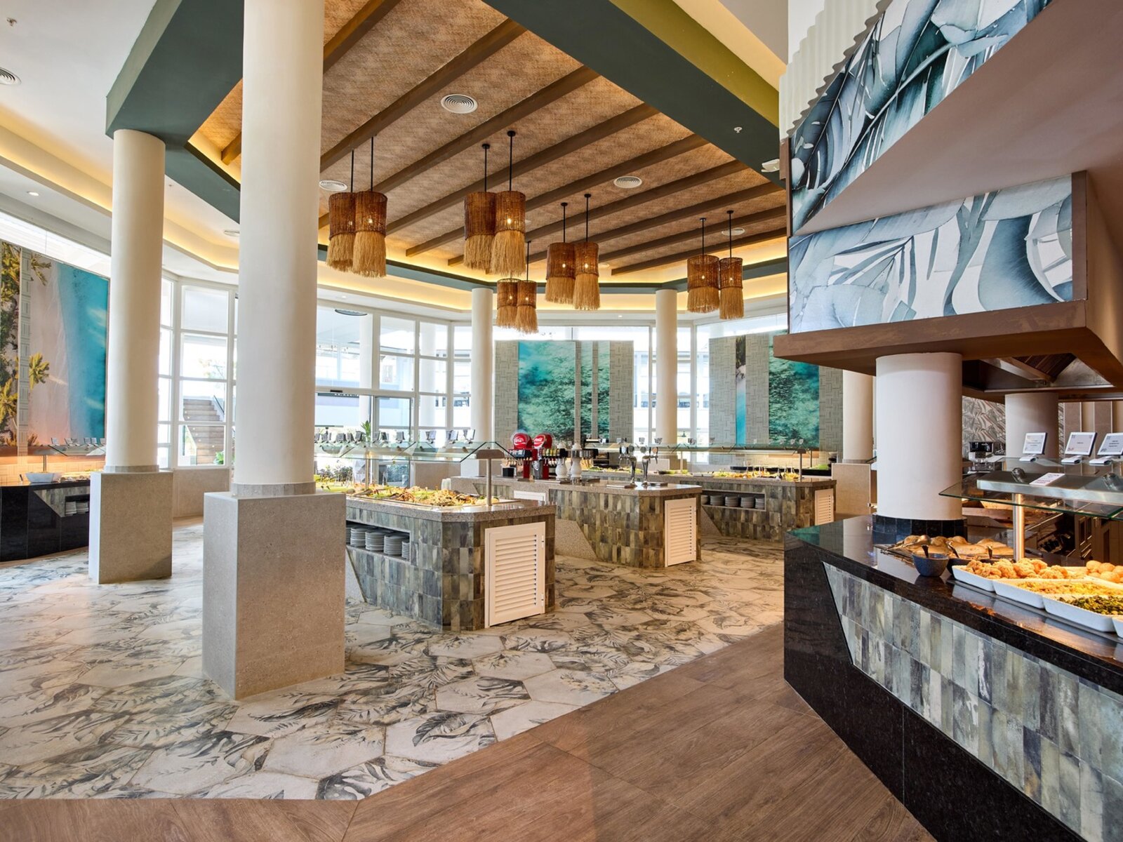 Poolrestaurant "Island Cove"