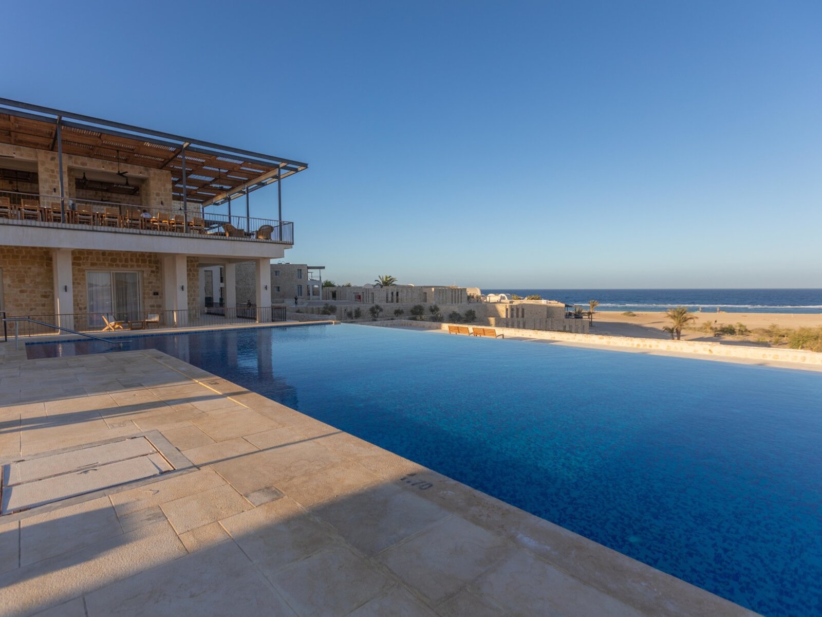 Medemia pool